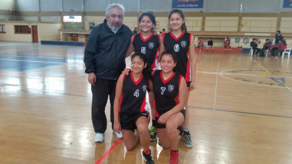 Básquetbol modalidad 3 x 3 campeón sub 14 Club Gorriti Capital