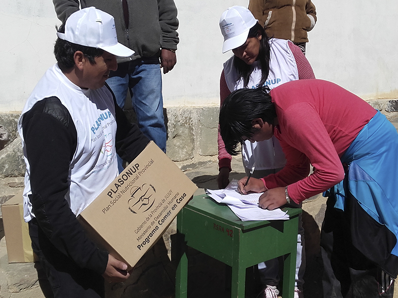 Continúa la entrega de unidades alimentarias en la Puna