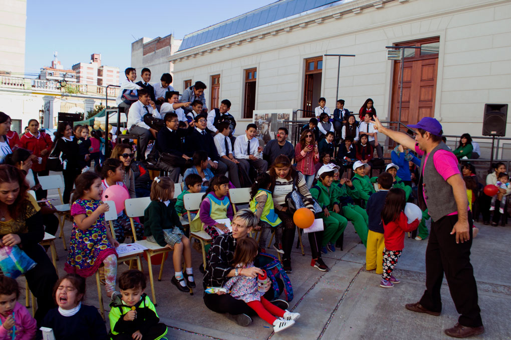 CONTRA-EL-MALTRATO-INFANTIL---PLAZA-VILCA-4jpg