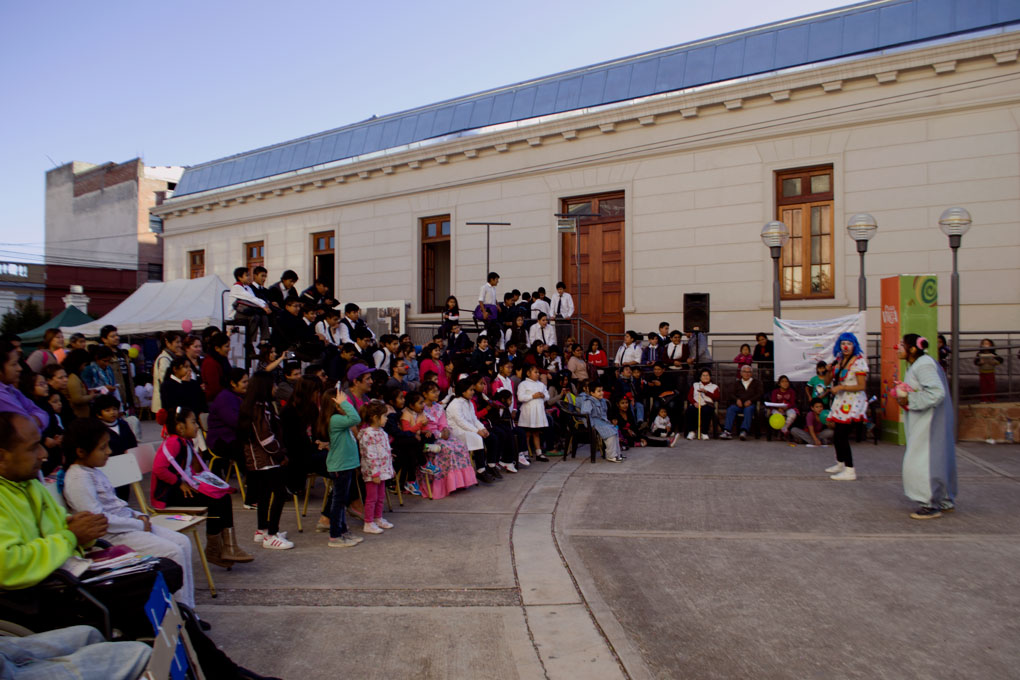 CONTRA-EL-MALTRATO-INFANTIL---PLAZA-VILCA-9jpg