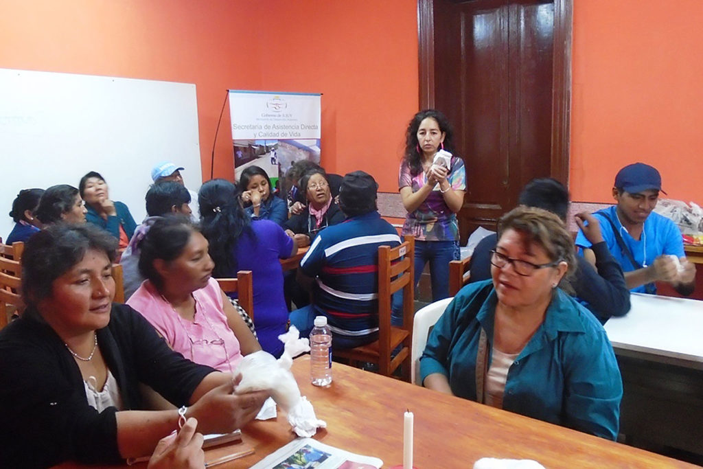 Durante-el-Taller-de-Autoabastecimiento-de-Bio-Insumos-para-la-huerta