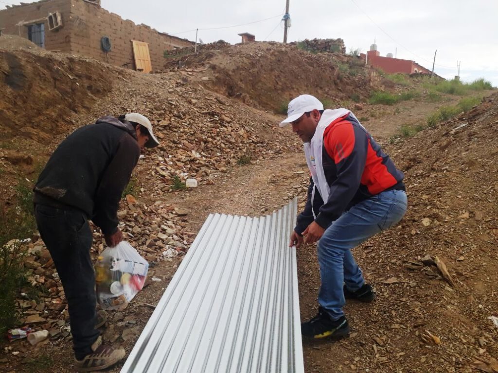 Familias de La Quiaca recibieron elementos de primera necesidad debido al fuerte temporal en La Quiaca