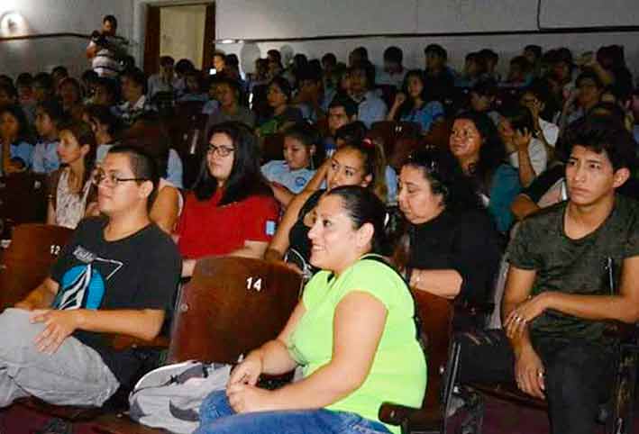 CHARLA-TALLER-ORATORIA-SAN-PEDRO-2